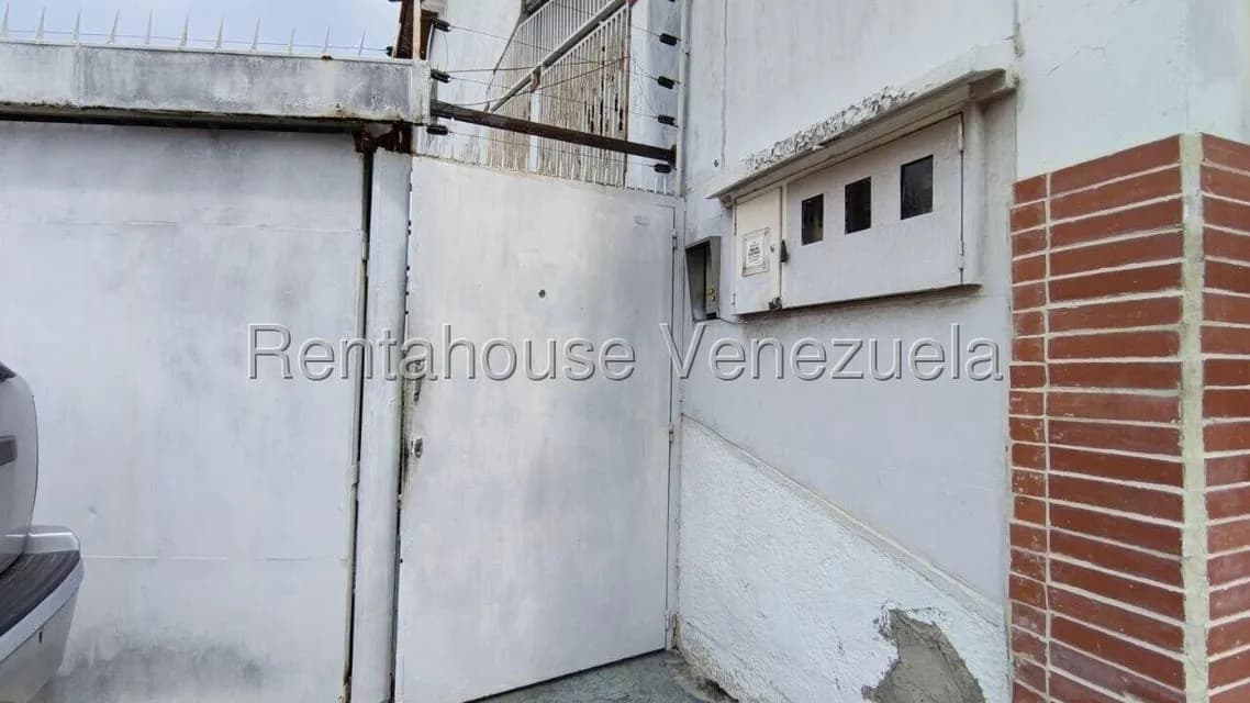 Apartamento (1 Nivel) en Alquiler en Lomas de La Trinidad, Distrito Metropolitano