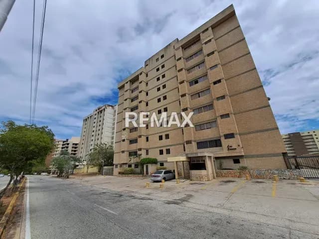 Conjunto Resd LOS SAUCES de la Urb. Costa Azul, Apartamento con Anexo, Porlamar, Isla de Margarita, Nueva Esparta, cerca del C.C. La Vela