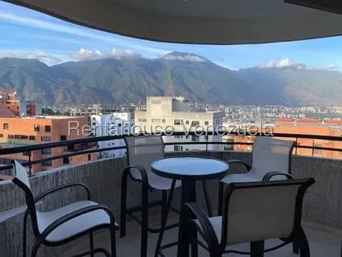 Ph Con Vista Al Avila En Colinas De Valle Arriba, Unico Ph En El Piso De 338,40 M2, Calle Cerrada Con Vigilancia. Ven A Disfrutarlo Con Tu Familia!!! Contactame Katiuska Quevedo!!!v