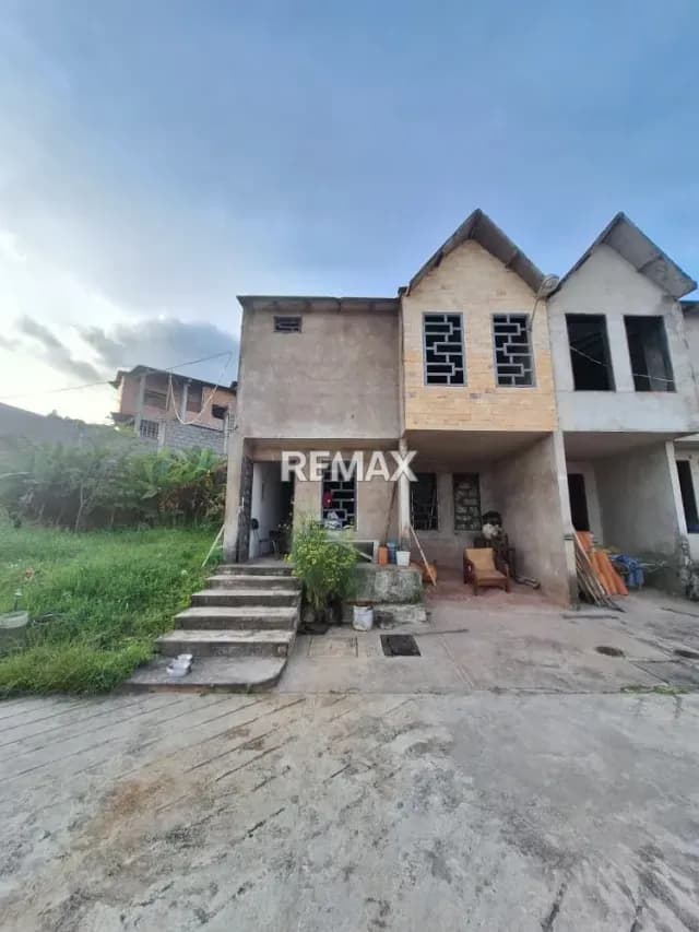 CASA EN VENTA EN CURAZAO