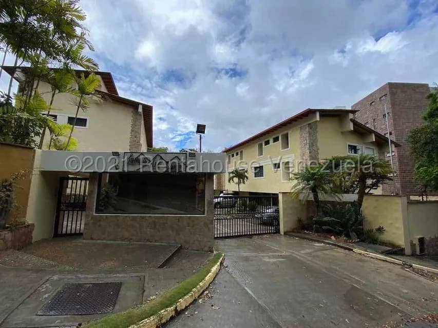 Townhouse (Multiples Niveles) en Venta en Parque Oripoto, Distrito Metropolitano