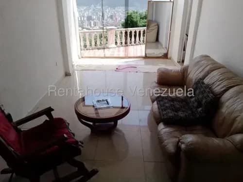 Casa En Venta Clnas Bello Monte Yrc 25-23733
