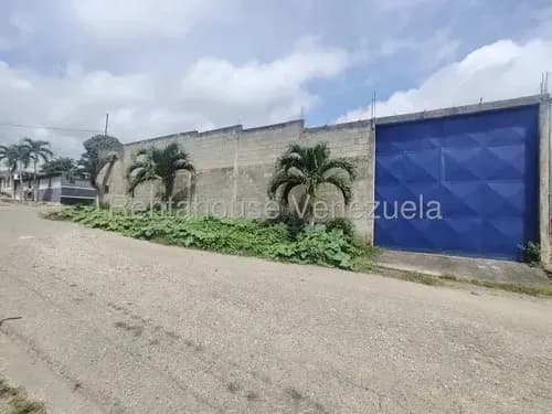 &mn Vende Galpon De 761m2; Ubicado En Cabudare; Cercano A La Intercomunal: 26-3087
