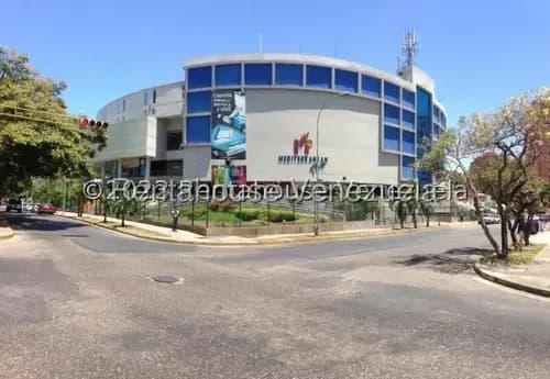 En Alquiler Local Comercial Tipo Oficina Con Mezzanina Planta Total Cc Mediterranean Plaza Valencia