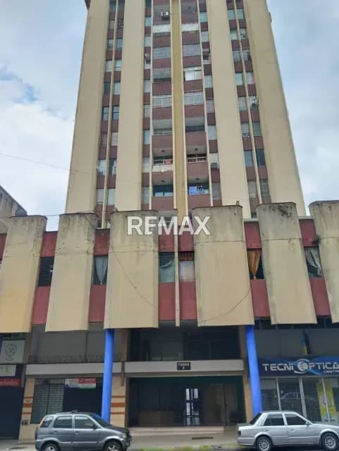 Venta de Apartamento Edificio Torre F