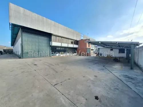 Disponible En Ventra Galpon Industrial Ubicado En La Zona Industrial Castillito San Diego De 3.010 Mtrs De Terreno Y 2829,45 Mtrs De Construccion Este Galpon A Su Vez Cuenta Con Un Pequeño Galpon