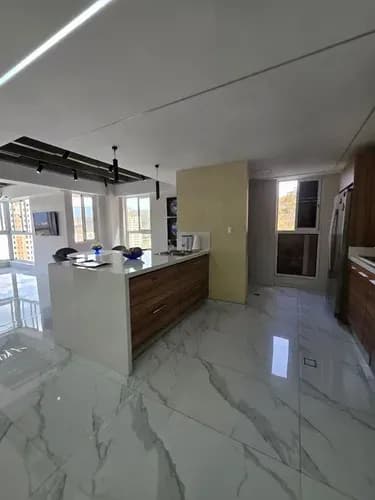 Moderno Apartamento Mañongo Res. Iceberg Planta Y Pozo Km-rmu