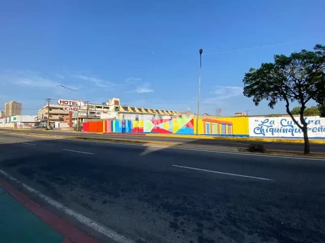 Terreno en Venta Av. Bella Vista