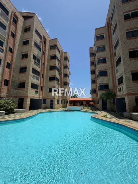 VENDE APARTAMENTO EDIFICIO MAR, SOL Y BAHIA
