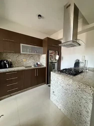 Sofia Ofrece Apartamento En Venta Res Puerta Real I, Mañongo. Semi-amoblado* (solo Clientes) Mc-rd