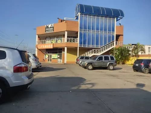 El Alquiler Local De 24 M2 , En Barcelona C.c.camino Real Barcelona