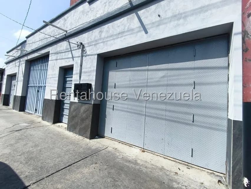 Comercial (Galpon - Deposito) en Venta en Centro, Lara
