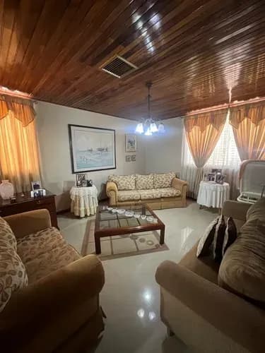 Venta De Casa En La Viña Valencia Ubicación Estratégica Para Uso Comercial 628 Mt2, 3 Propiedades En 1 Sola (dr)