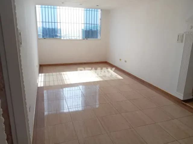 Apartamento en alquiler al oeste de Barquisimeto