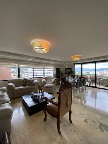 Espectacular Penthouse Tríplex De Lujo Totalmente Revestido En Mármol Con Planta 100%, Pozo Propio, Gimnasio Privado Y Vista De 180° Gl-rm
