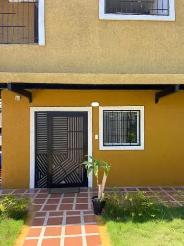En Alquiler O Venta Casa En Sector Morro Iii, Lechería