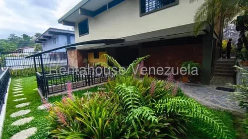 Tg Casa En Venta En El Marqués, Con Jardín 26-20366