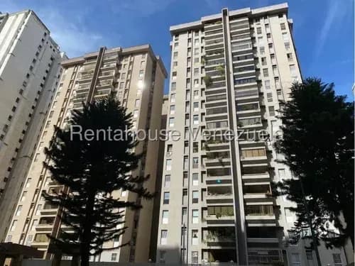 En Venta Apartamento Muy Cómodo, Actualizado, De Espacios Amplios Y Muy Ventilad En El Cigarral. Ana Perez 26-20493