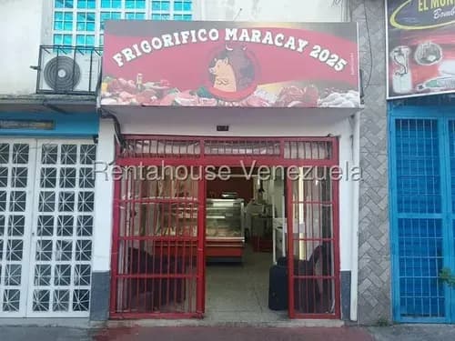 Gran Fondo De Comercio De Un Frigorífico En San Agustin Db 26-9558