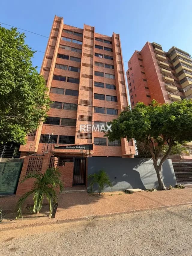 Apartamento en Venta Edif. Cotoperiz Sector Tierra Negra