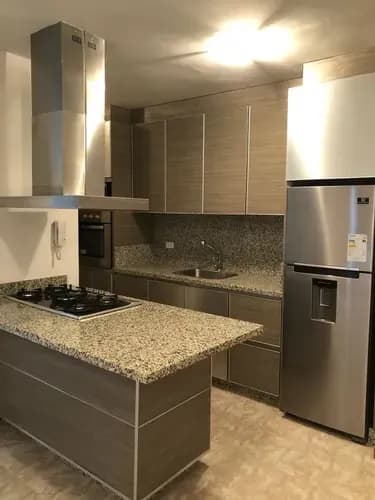 Apartamento En Venta Edificio Isla Turkesa (callejón Mañongo - Detras De Pits) (solo Clliente)