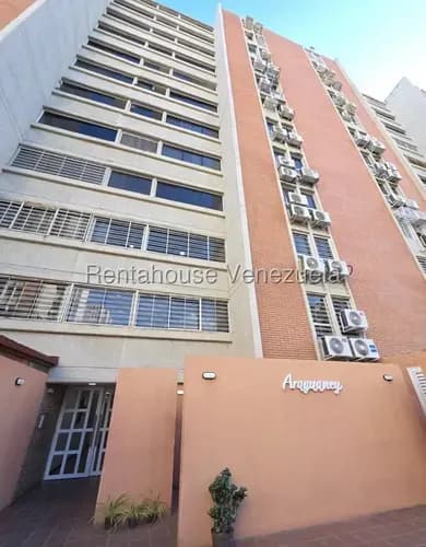 Apartamento En Venta La Vaquera Araguaney 26-17862. Jt