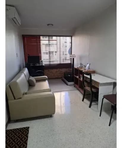 Alquilo Apartamento 69m2 Sabana Grande 0939