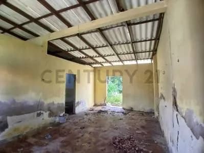 TERRENO IDEAL PARA COMERCIO O VIVIENDA FAMILIAR EN UBICACION PRIVILEGIADA
