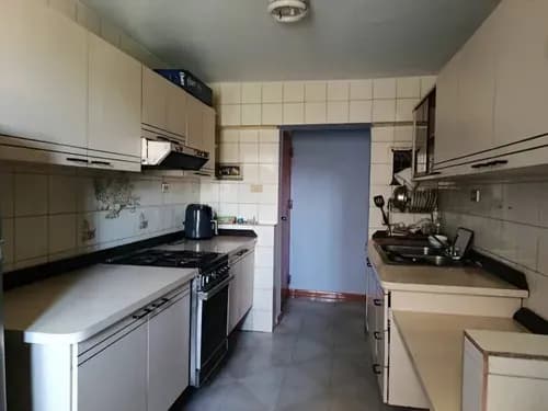 Samir Trosel Vende Amplio Apartamento En Casco Central De Naguanagua Residencias Bilbao.