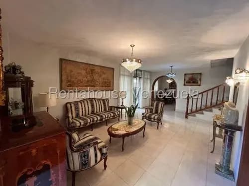 Casa En Venta / El Marques Yo 26-9760