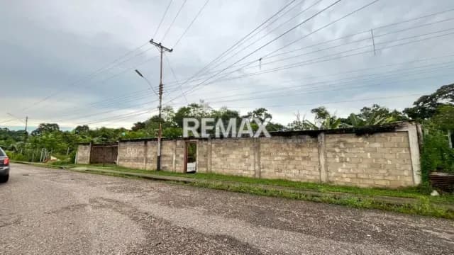 BIENECHURIAS EN VENTA SOBRE PARCELA DE TERRENO EJIDO DE 2072,02 m² EN LA ENTRADA DE LA PICA, MATURIN