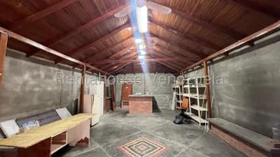 Local Comercial en alquiler en Avenida Universidad, Maracaibo, Zulia - $250