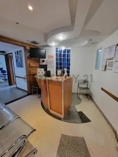 Venta De Consultorio En Torre Majay Av Bolivar Norte
