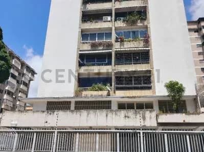 Se alquila Local comercial en Santa Monica IZ