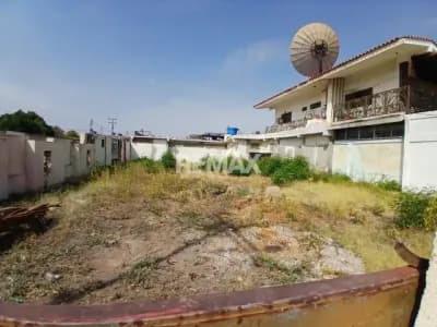 Terreno en venta en Avenida Los Medanos, Casco Histórico, Coro, Falcón, VEN - $130k
