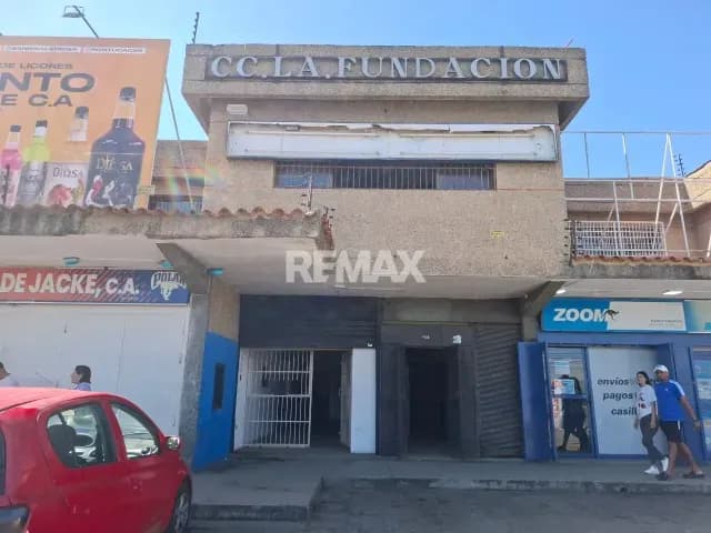 En VENTA Local de 300m² en CC La Fundación Oportunidad en Flor Amarillo!
