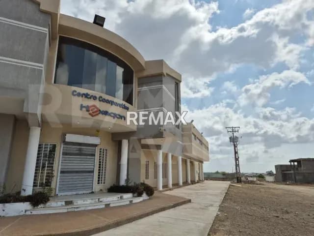 En Venta Edificio comercial en Santa Irene
