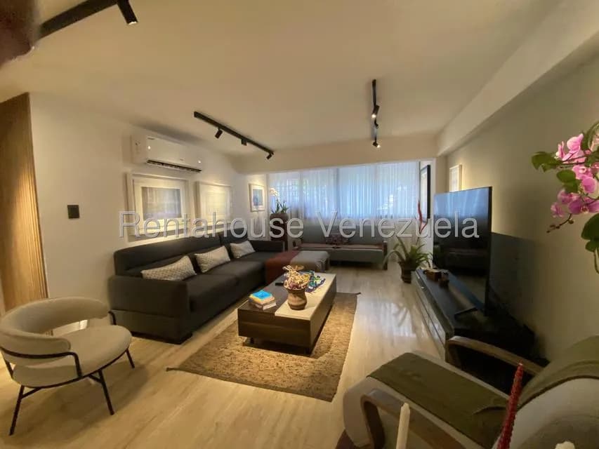 Apartamento (1 Nivel) en Venta en Cumbres de Curumo, Distrito Metropolitano