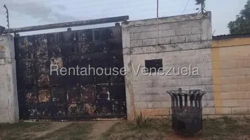 Lcda. Milagros Inmuebles Nazareth Casa En Venta En Cabudare Lara Agua Viva. Codigo Del Inmueble 26-9030 Economica Residencial Economico
