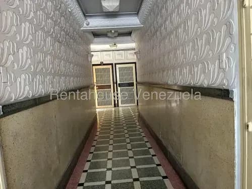 Se Alquila Apartamento En Las Acacias