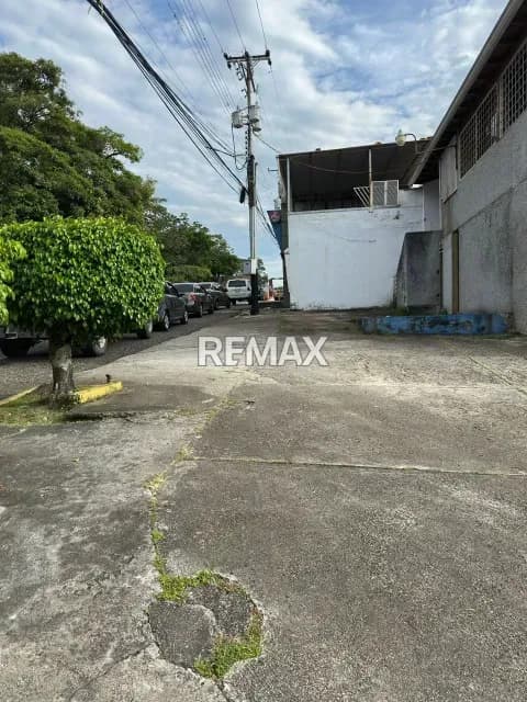 Alquiler de local Barrio Obrero