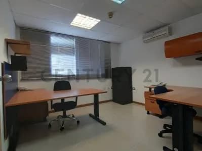 ALQUILER OFICINA EN LA TRINIDAD