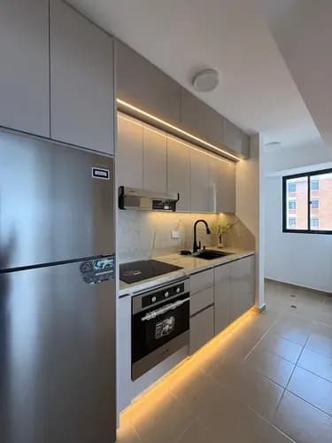 Apartamento Semi Amoblado Planta 50% ( Solo Clientes) Lp