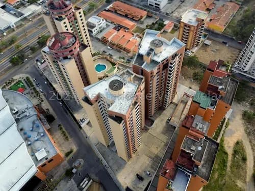 Rentahouse Lara Vende Espectacular Apartamento Triple En Obra Gris En El Este; Diseña A Tu Gusto En Zona Exclusiva Con Planta Eléctrica, Vigilancia 24/7, Parque, Caney Y Área De Festejos.
