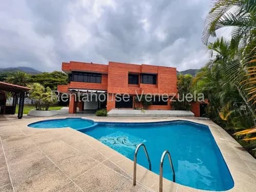 Casa Moderna En San Jacinto Con Piscina Terreno De 2350 Estef 25-22260