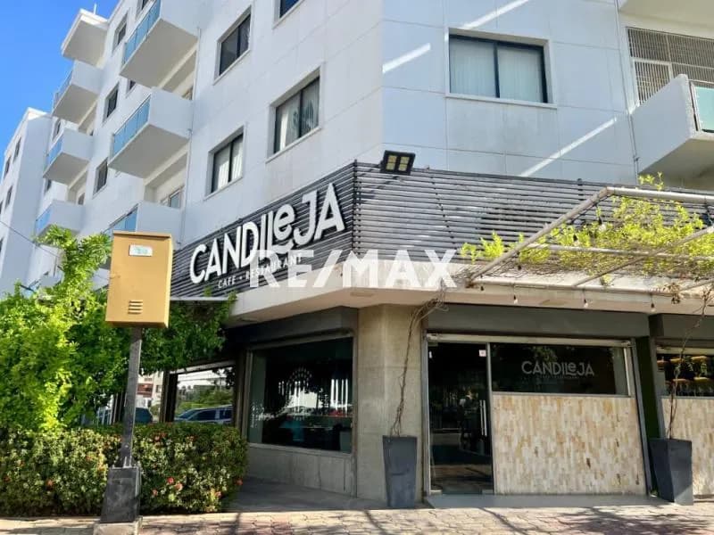 FONDO DE COMERCIO PARA CAFE O RESTAURANTE EN 5 DE JULIO