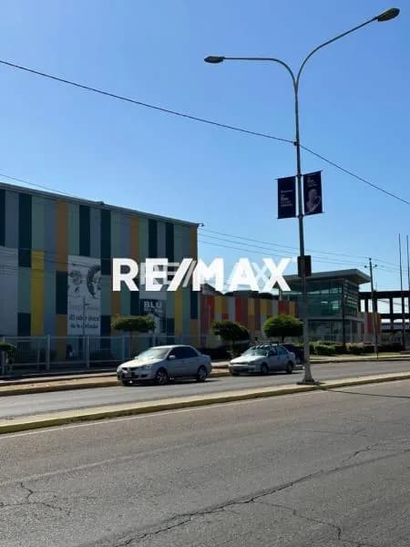 Punto Comercial en Venta C.C. Centro Sur