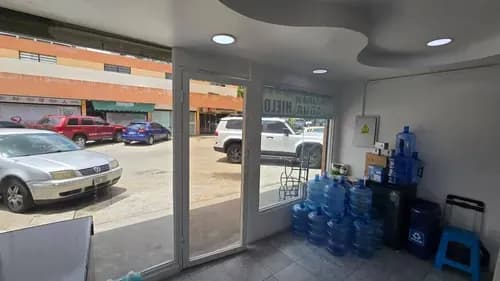 Np Se Vende Local Comercial Con Fondo De Comercio Y Equipos Código 326936