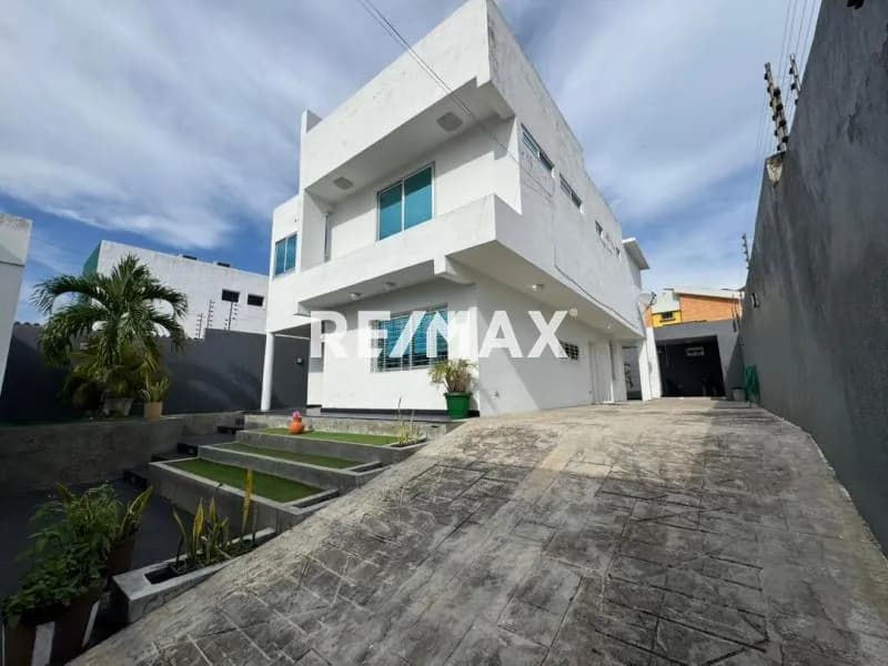 En venta Exclusiva Casa Mañongo Naguanagua- calle cerrada.