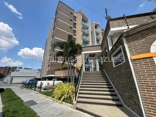 Jv Apartamento En Venta En Piedra Pintada Ubicado En Pb Con Un Patio De 45 Mts2. 26-19266 Jun8